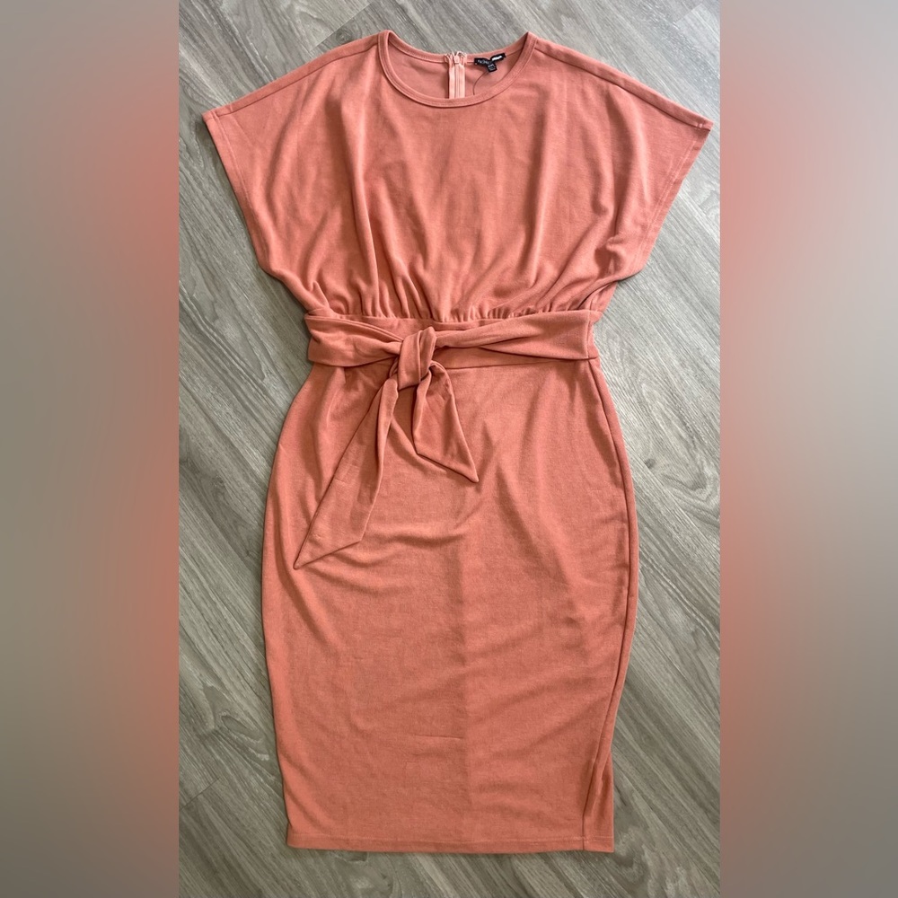 🌺 3 for $20! Super Nova 1x bodycon dress